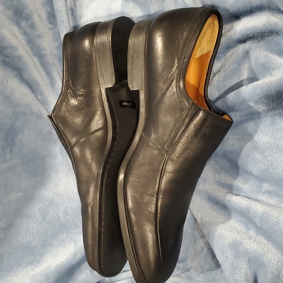Magnanni black butter soft leather slip on square toe loafer - Picture 5 of 10